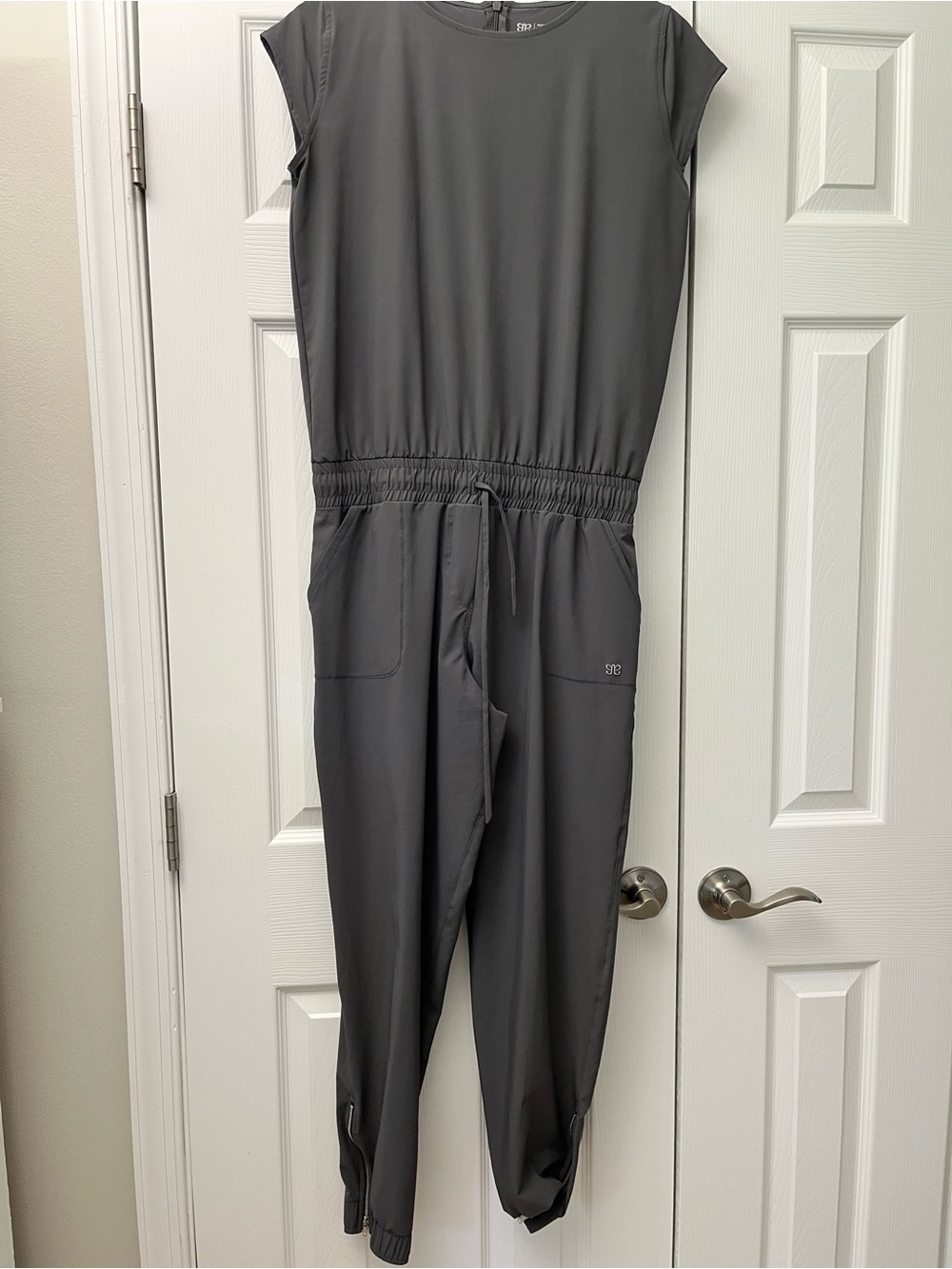 Albion Gray Sleeveless Jumpsuit Size Small